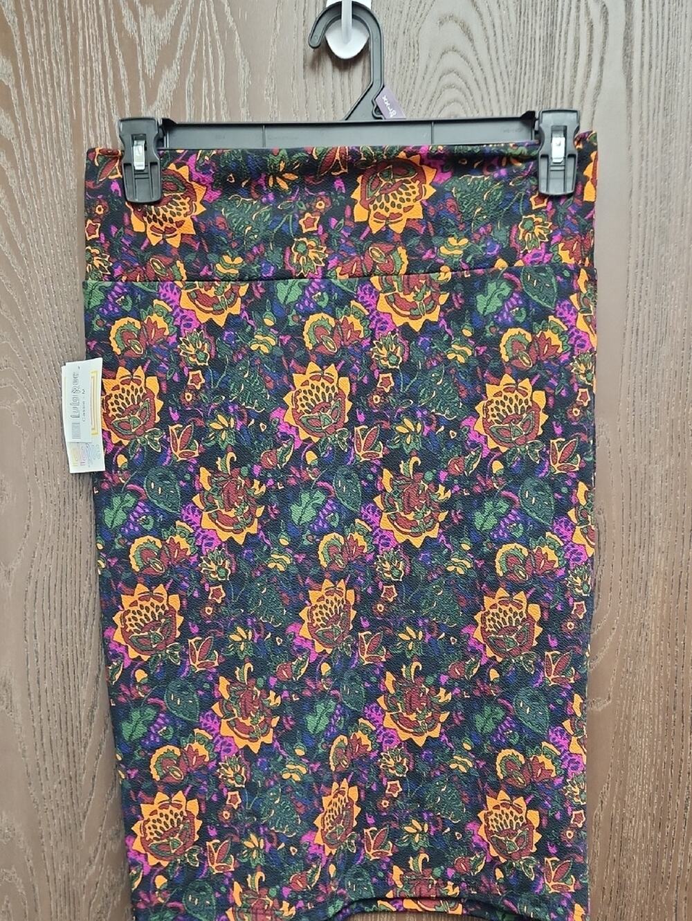 🚨2/$25 or 5/$50🚨LuLaRoe Floral Pencil Skirt in Orange, Purple, Green